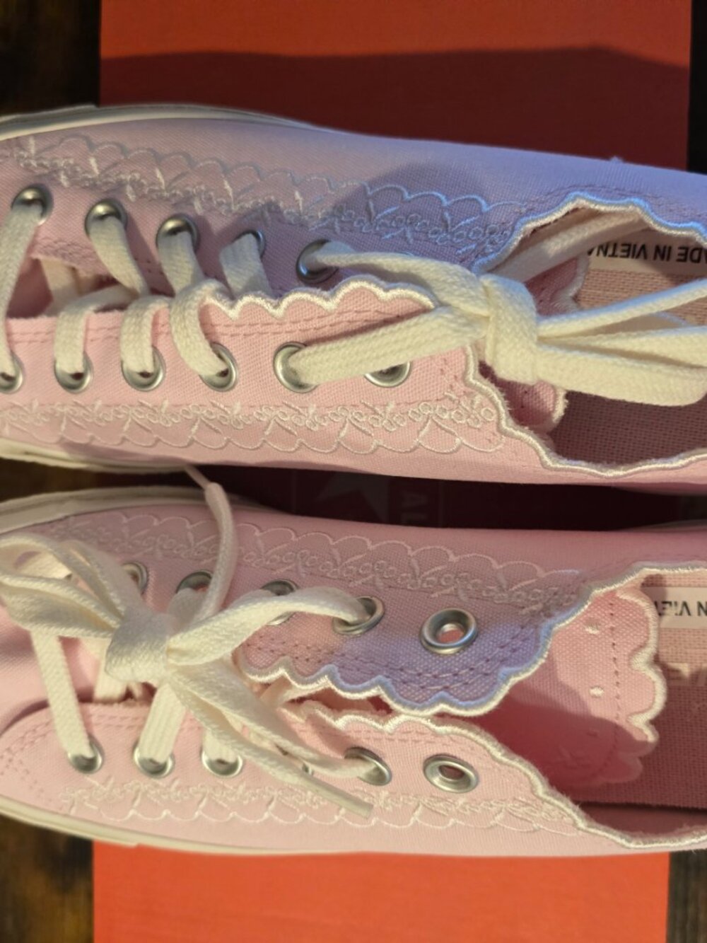 Converse Chuck 70 Embroidered Sugar Berry A13542C Low Top Women's Size 10 US NEW - Picture 8 of 13